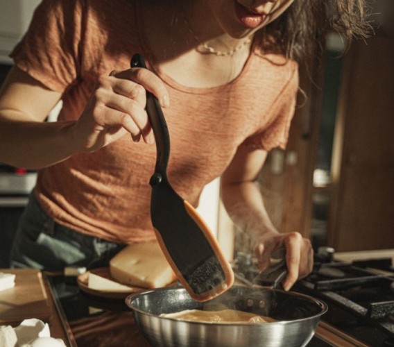 Сковорода FISKARS 1072311 с керамическим покрытием, 26 см - изображение 5