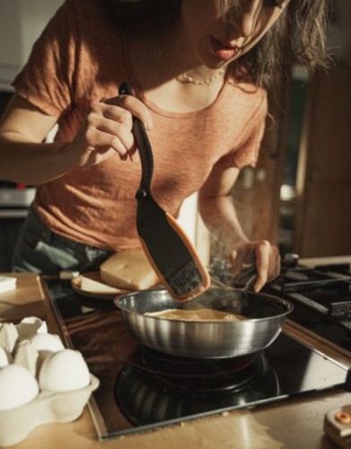 Сковорода FISKARS 1072312 с керамическим покрытием, 28 см - изображение 5