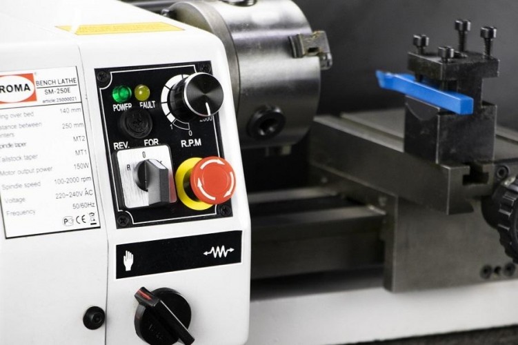 Станок токарный PROMA SM-250E 25000021 - изображение 2