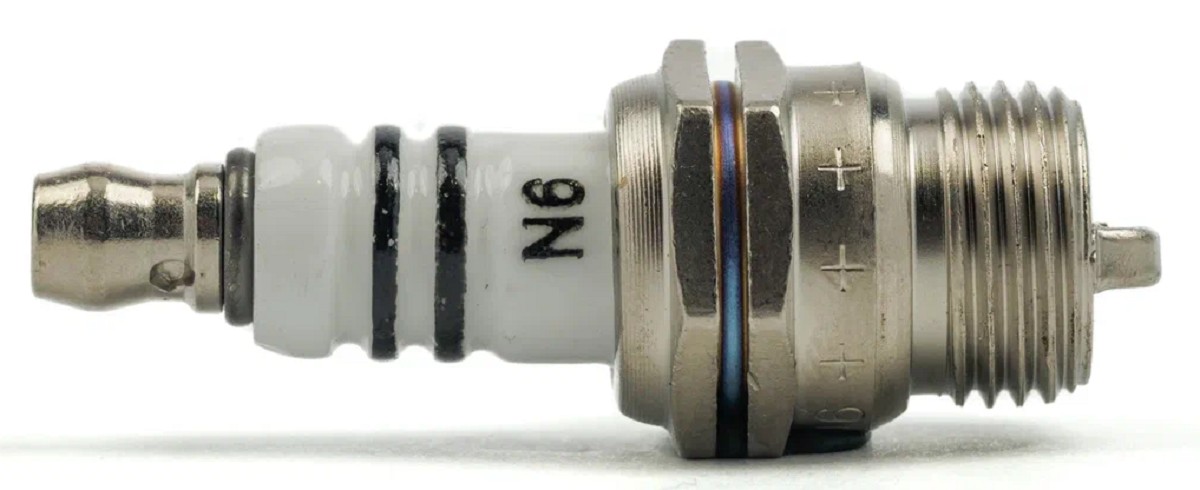 Свеча зажигания CHAMPION N6 igp (двухтактные двигатели culloch) посадка конус - изображение 2