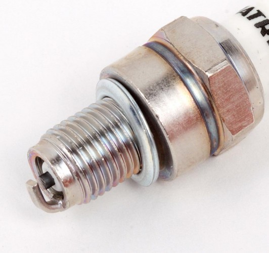 Свеча зажигания PATRIOT CMR7H-B для 2-тактных двигателей 841102021 - изображение 2