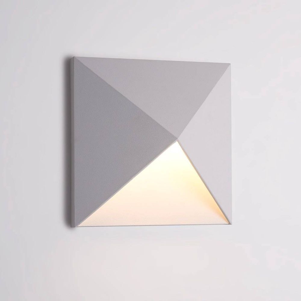 Светильник настенный SWG JY KONVERT-SQ 002792