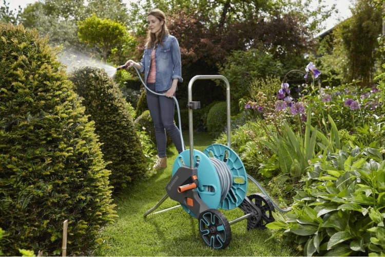 Тележка для шланга GARDENA CleverRoll M с комплектом для полива 18513-20.000.00 18513-20.000.00 - изображение 4