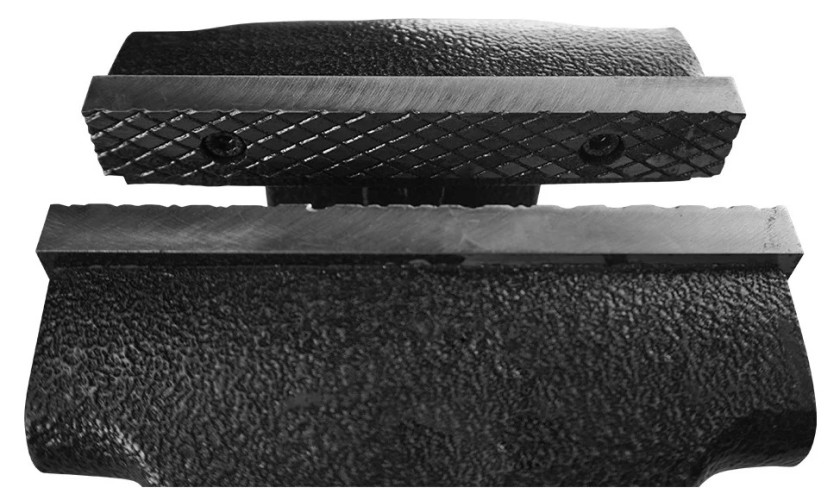 Тиски BERGER BG1336 чугунные поворотные с трубным зажимом и наковальне - изображение 3