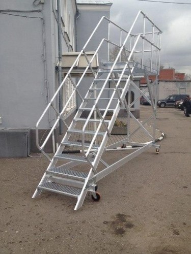 Трап с платформой KRAUSE 12 ступеней, угол наклона 60 град., ширина ступеней 600 мм 828712 828712 - изображение 2