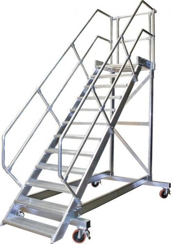 Трап с платформой KRAUSE  6 ступеней, угол наклона 60 град., ширина ступеней 600 мм 828651 828651