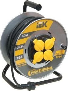 Удлинитель на катушке IEK Industrial plus УК50 4х50м с заземл. 16а ip44 3х1.5 термозащита WKP15-16-04-50-44