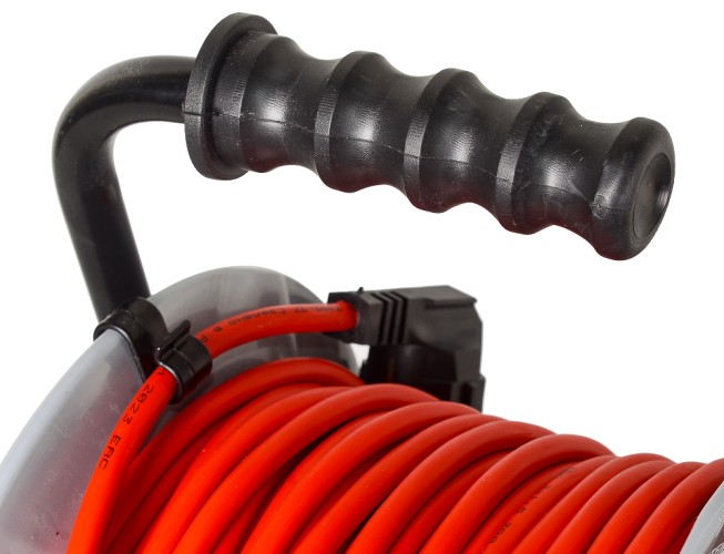 Удлинитель на катушке Ресанта СУ-3х1,5-30/2 силовой (с выкл., 4 розетки) 61/118/6 - изображение 5