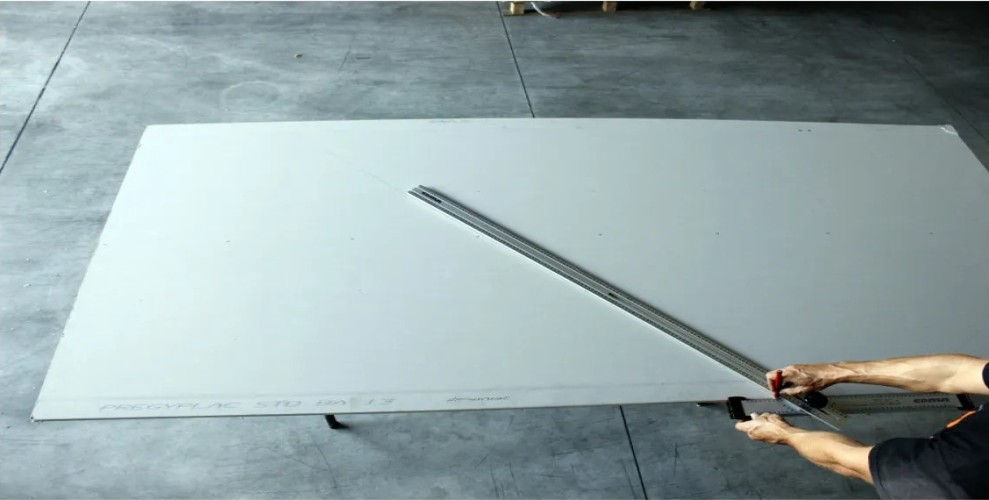 Угольник EDMA 173055 для разметки гипсокартона - изображение 3