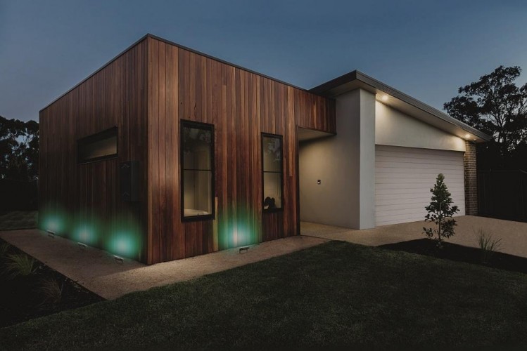 Умный прожектор Ledvance SMART wifi flood 20w rgbw dg 4058075474628 - изображение 5