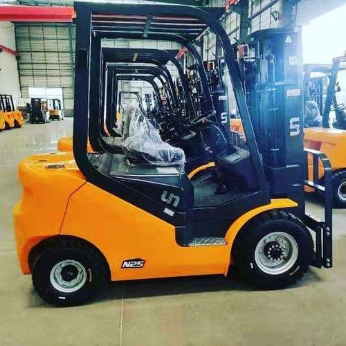 Дизельный вилочный погрузчик UN Forklift FD25T - изображение 2