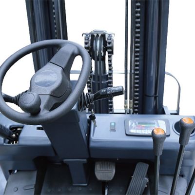 Дизельный вилочный погрузчик UN Forklift FD45T - изображение 2