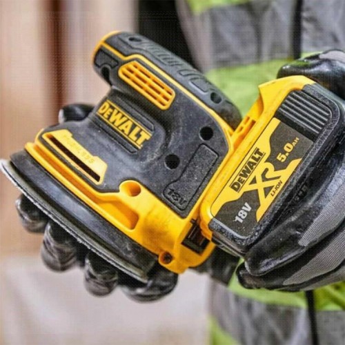 Виброшлифмашина эксцентриковая аккумуляторная DeWALT DCW 210 N бесщеточная, без АКБ и ЗУ DCW210N-XJ - изображение 3