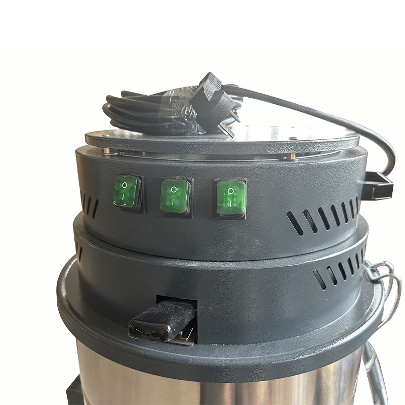 Промышленный пылесос VinnerMyer 90998531897 PVC3L100 (с комплектом для уборки) - изображение 4