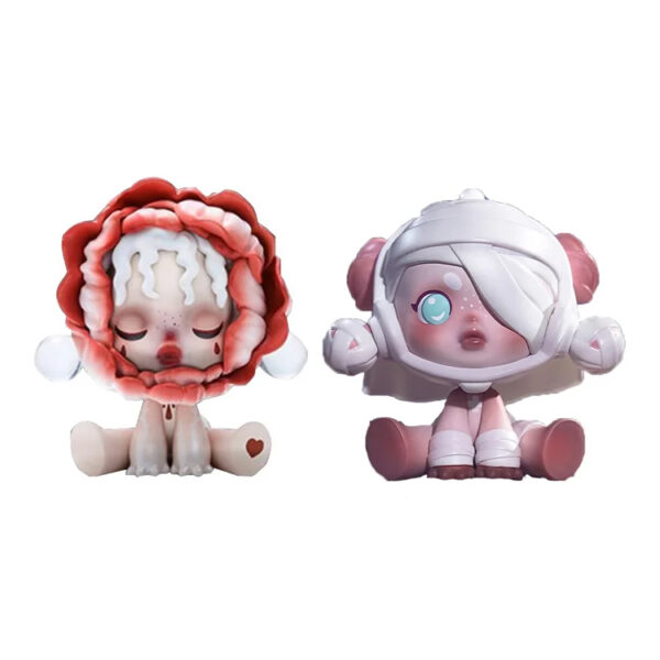 Фигурка Pop Mart Skullpanda Ancient Castle Series - Bloody Rose + Baby Zombie