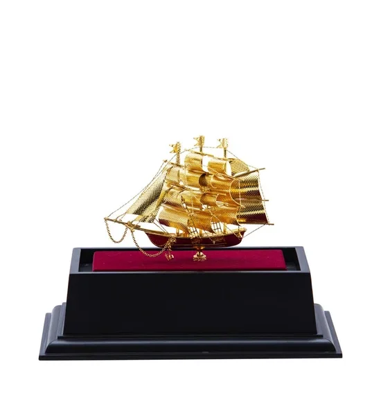 CUBIC GEMS [Pre-Order]Sailboat of success SHO-546-GB Gold. 100% оригинал