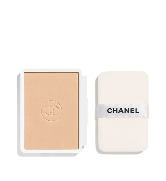 CHANEL
LE BLANC - REFILL BRIGHTENING COMPACT FOUNDATION. 100% оригинал