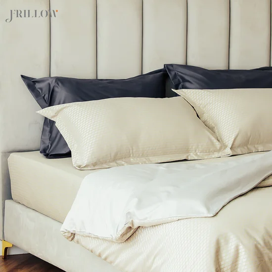 FRILLOW Pillow Case - : The Kinsey Collection, Design - Conquer of day. 100% оригинал