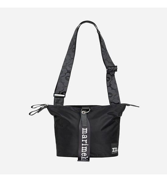 MARIMEKKO BLACK CARRY ALL SOLID. 100% оригинал