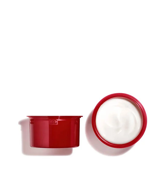 CHANEL
N°1 DE CHANEL RED CAMELLIA CREAM - REFILL PLUMPS – SMOOTHS – PROTECTS Оригинал