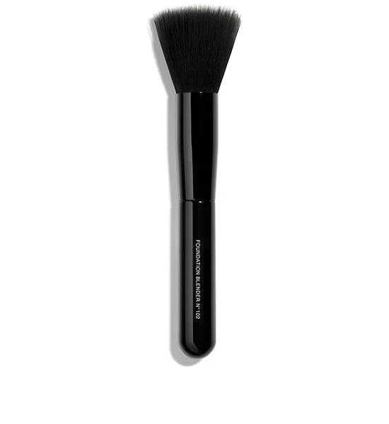 CHANEL
PINCEAU ESTOMPE TEINT N°102 FLUID FOUNDATION-BLENDING BRUSH Оригинал