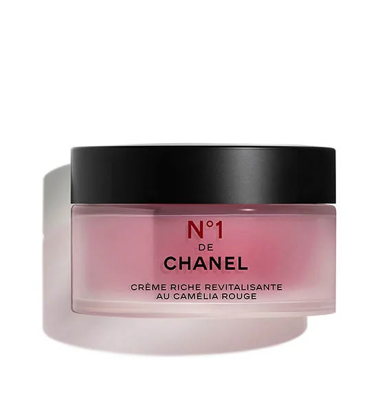 CHANEL
N°1 DE CHANEL RICH REVITALIZING CREAM SMOOTHS - NOURISHES - PROTECTS FROM WINTER Оригинал
