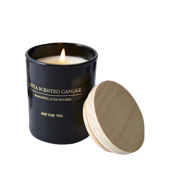 Chiranatda Black Vanilla sandalwood scented candle Оригинал