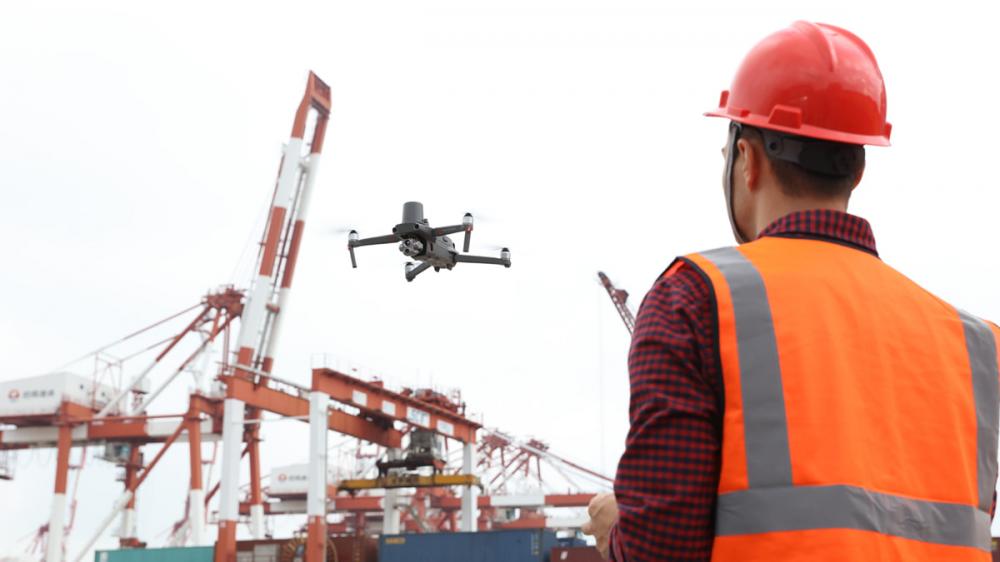 Промышленные решения нового уровня. DJI представила Mavic 2 Enterprise Advanced