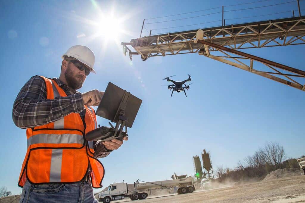 Явные преимущества коптера DJI Phantom 4 RTK в горнодобывающей промышленности Явные преимущества коптера DJI Phantom 4 RTK в горнодобывающей промышленности