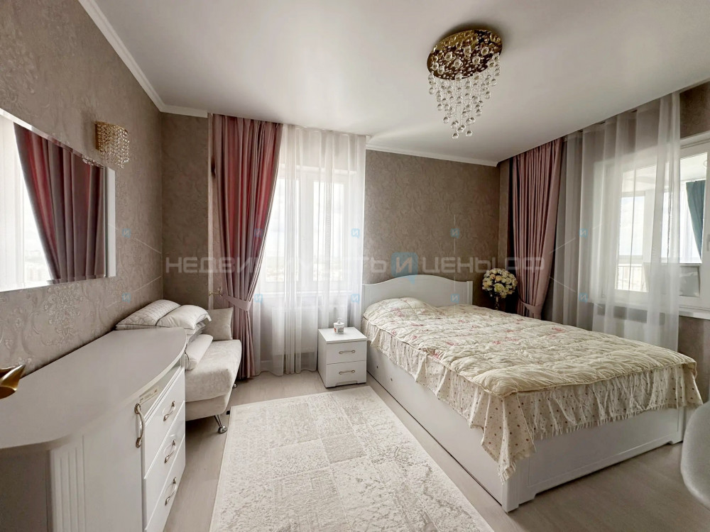 3 комн., 96м2, 22/22, Тюмень