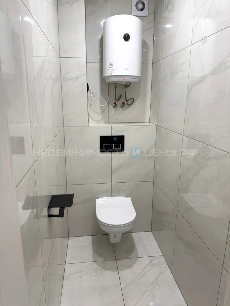 2 комн., 72.5м2, 8/10, Тюмень