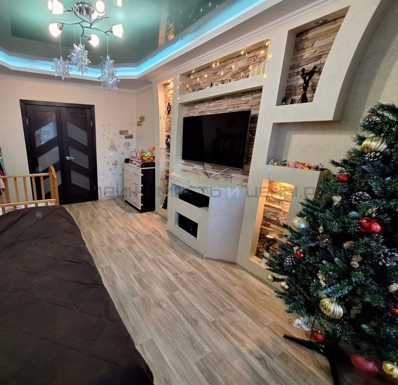 2 комн., 60м2, 5/9, Тюмень