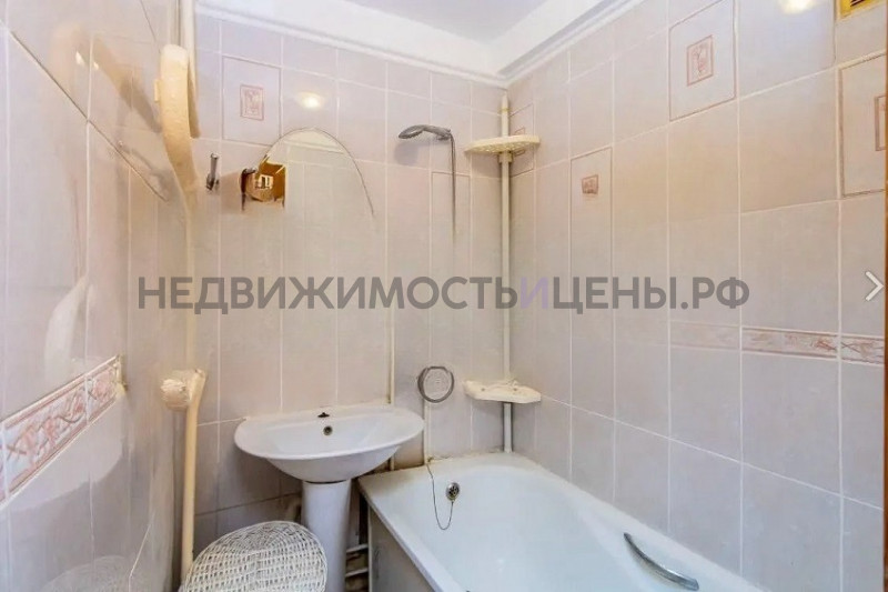 2 комн., 58.7м2, 2/5, Тюмень