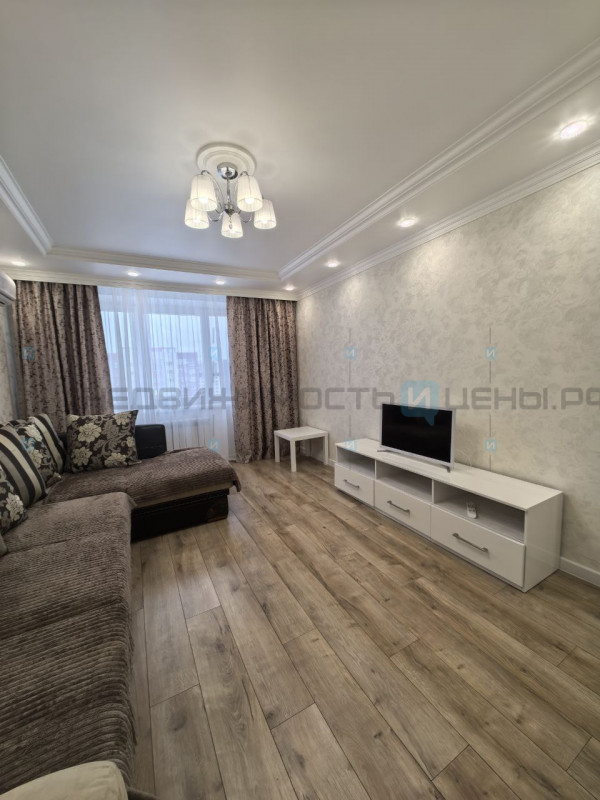 1 комн., 43.3м2, 13/14, Тюмень