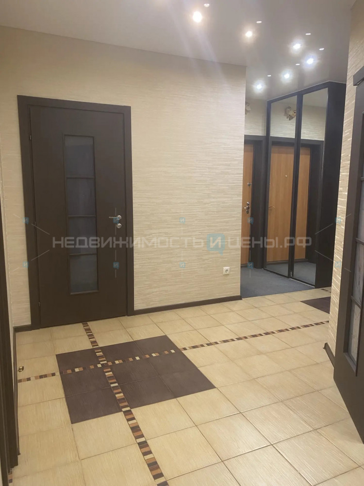 3 комн., 75.7м2, 8/14, Тюмень