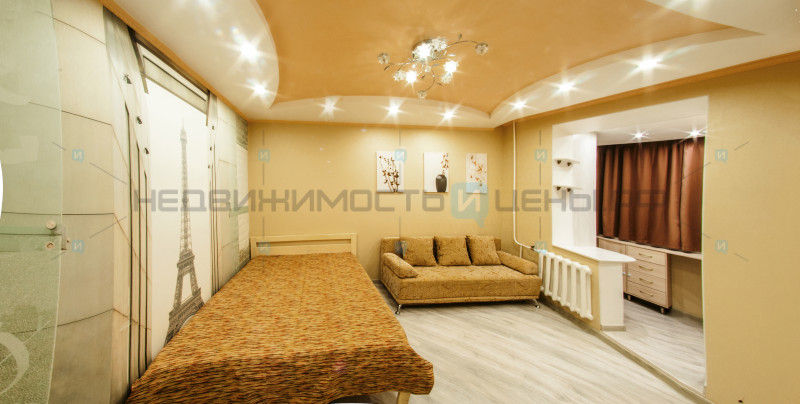 2 комн., 42.8м2, 2/9, Тюмень