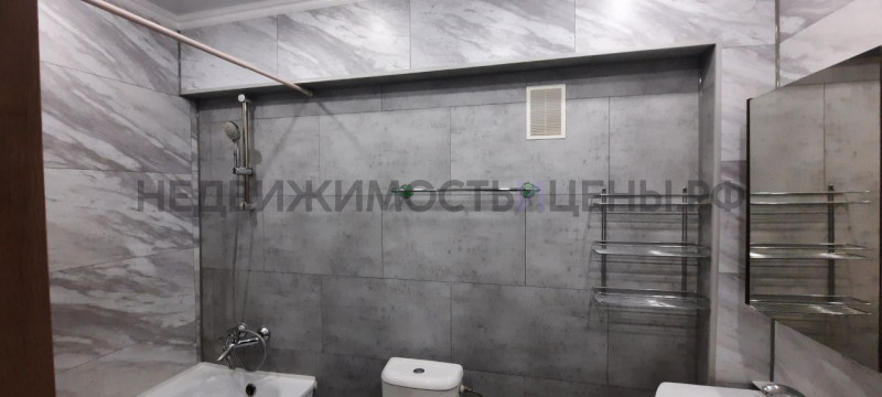 2 комн., 67.4м2, 2/12, Тюмень