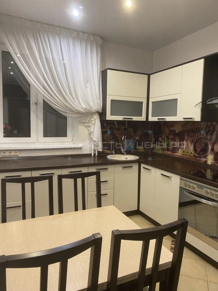 3 комн., 75.7м2, 8/14, Тюмень