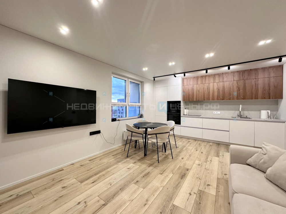2 комн., 65м2, 11/14, Андерсен парк, Тюмень