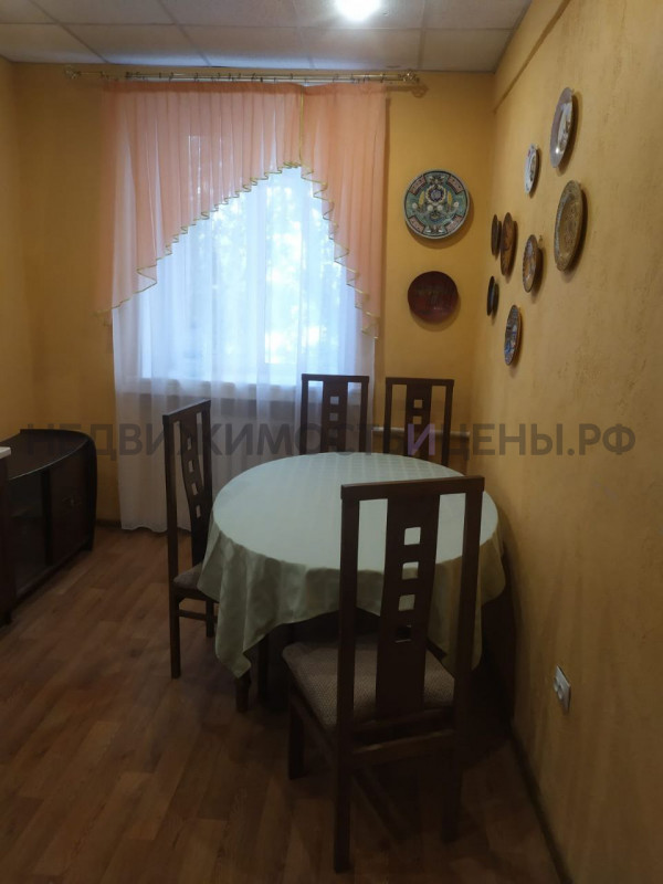 3 комн., 78м2, 2/4, Тюмень