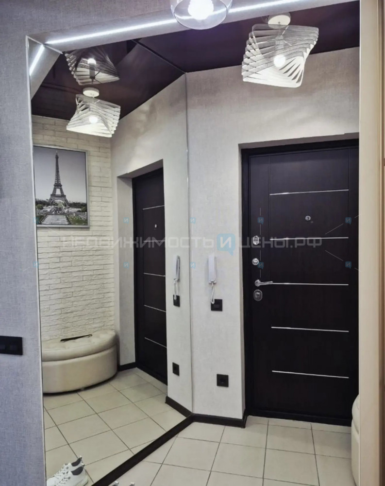 3 комн., 81.3м2, 9/10, Тюмень
