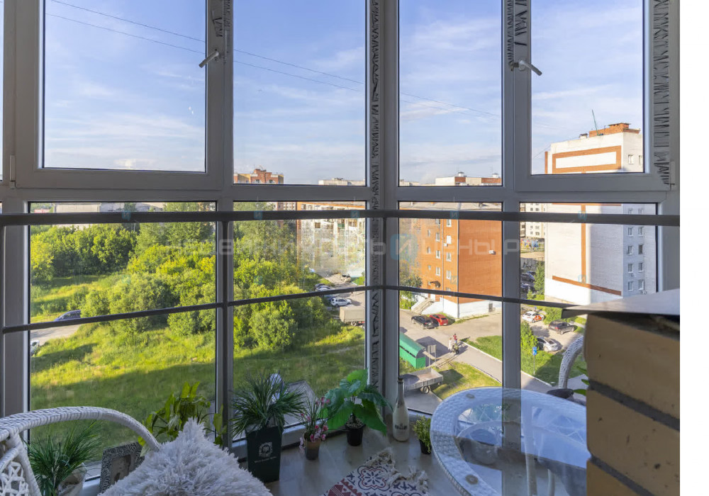 2 комн., 72м2, 7/16, Тюмень