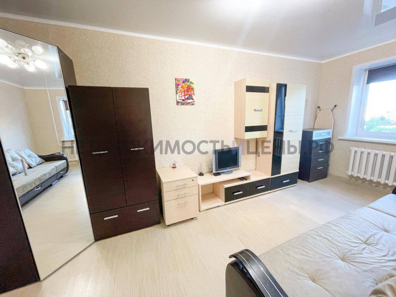 1 комн., 45м2, 6/16, Тюмень