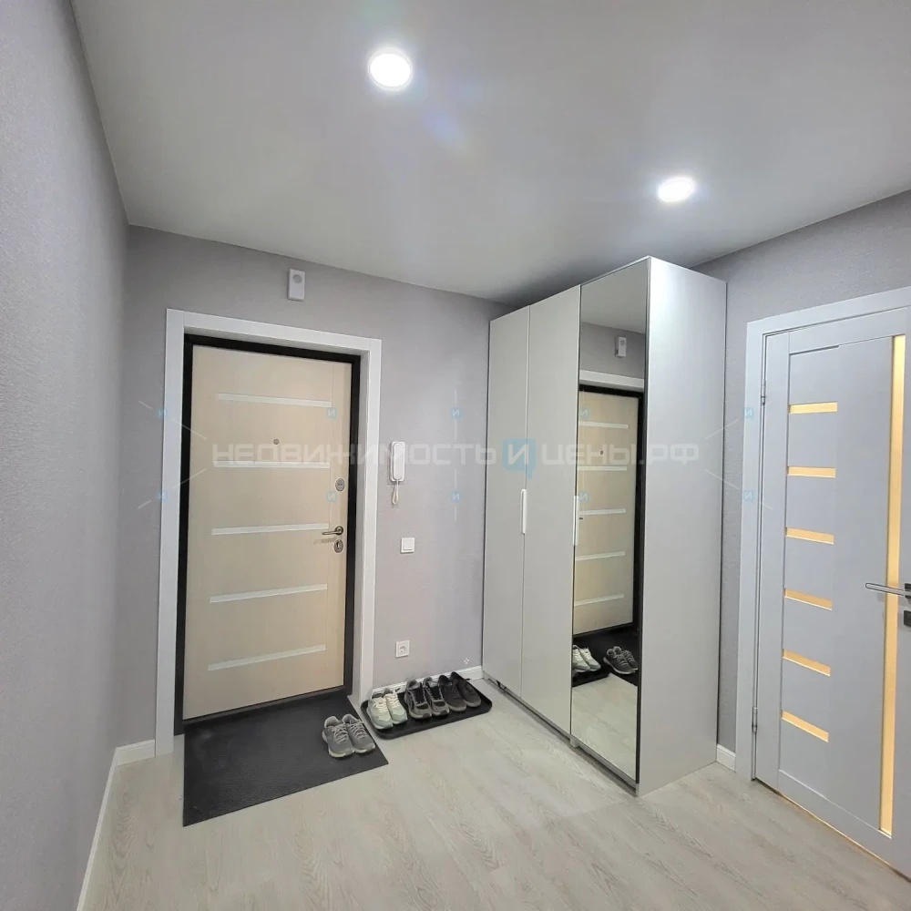 1 комн., 46м2, 2/20, Ривьера, Тюмень