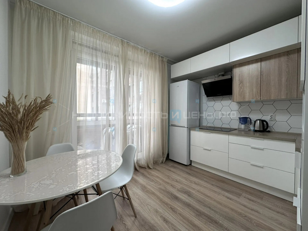 1 комн., 40м2, 2/7, Тюмень