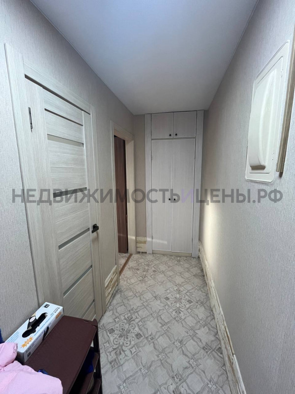 1 комн., 30.6м2, 5/5, Тюмень