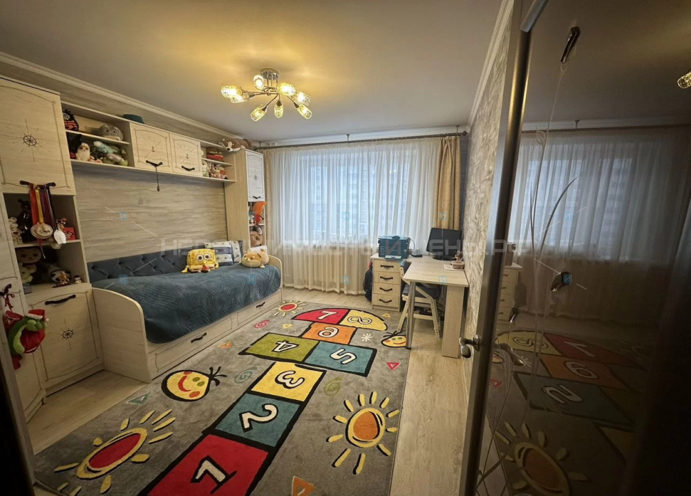 3 комн., 85.3м2, 3/14, Тюмень