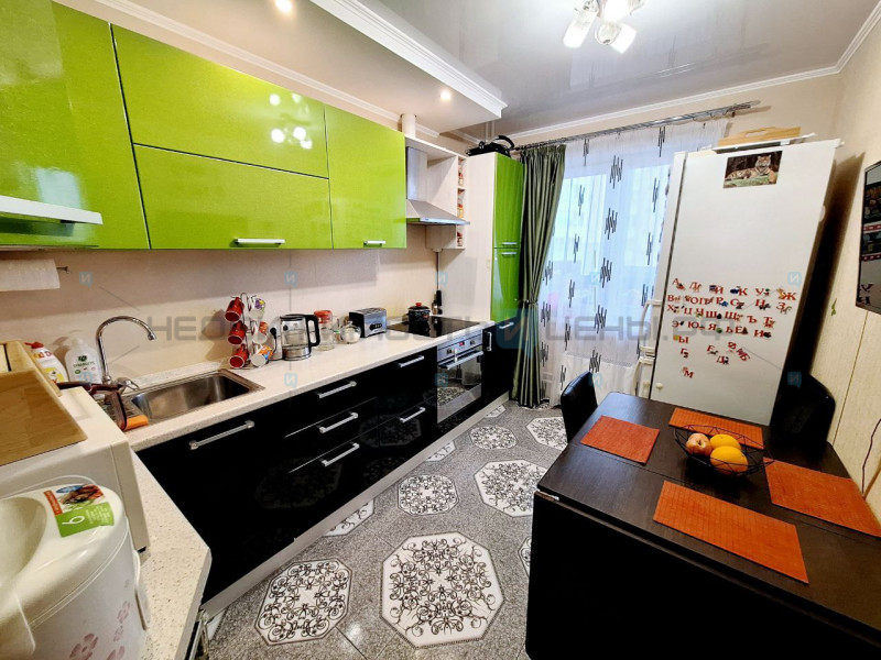 2 комн., 60м2, 5/9, Тюмень