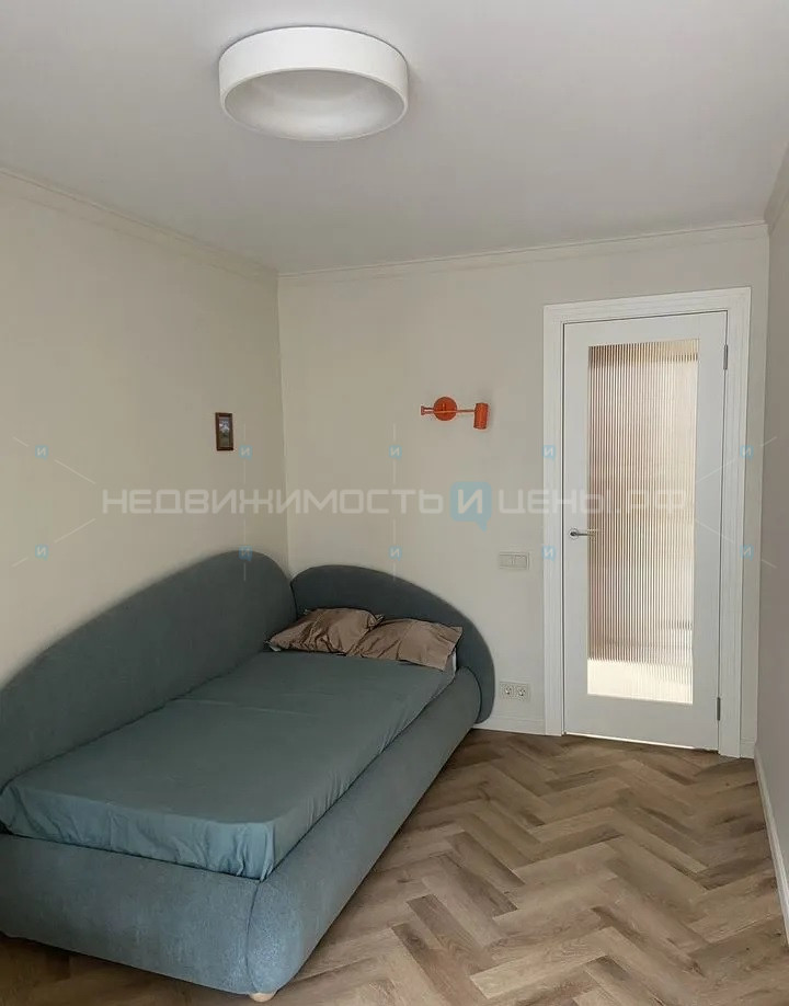 2 комн., 52м2, 5/10, Тюмень