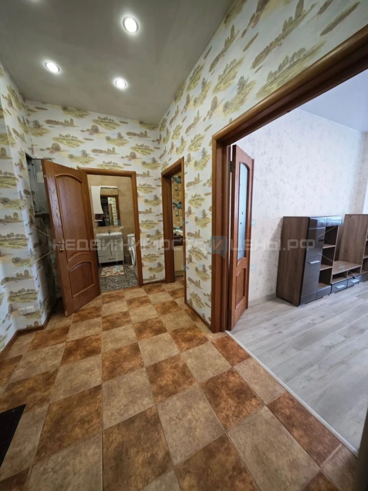 1 комн., 50м2, 16/25, Тюмень